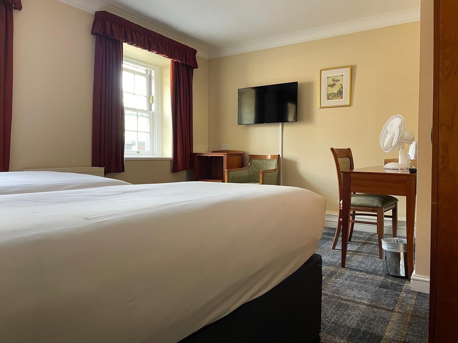 Arnos Manor Hotel Бристоль Экстерьер фото