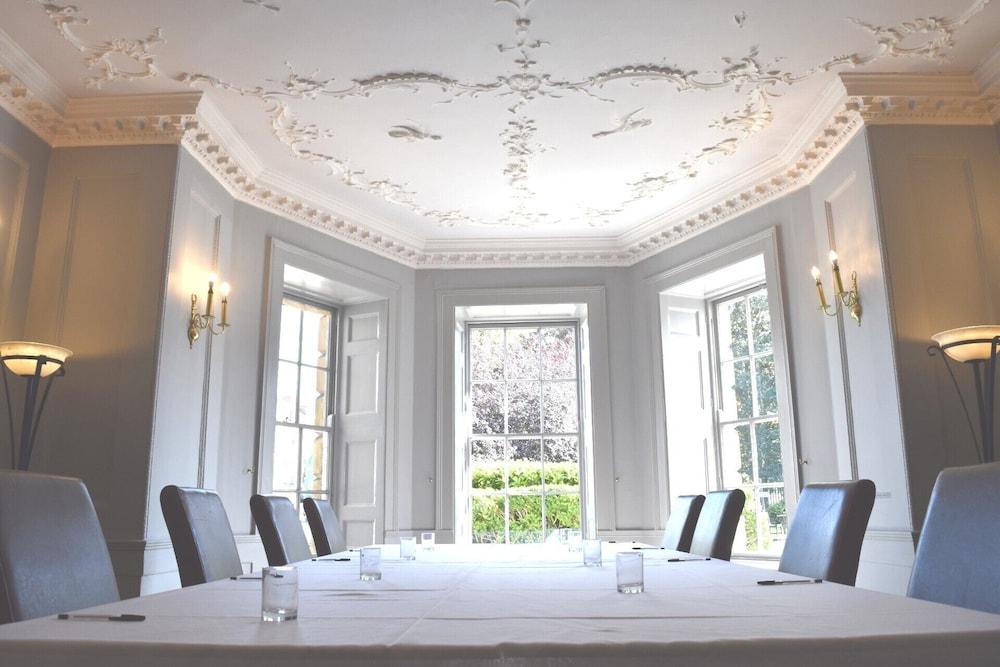 Arnos Manor Hotel Бристоль Экстерьер фото