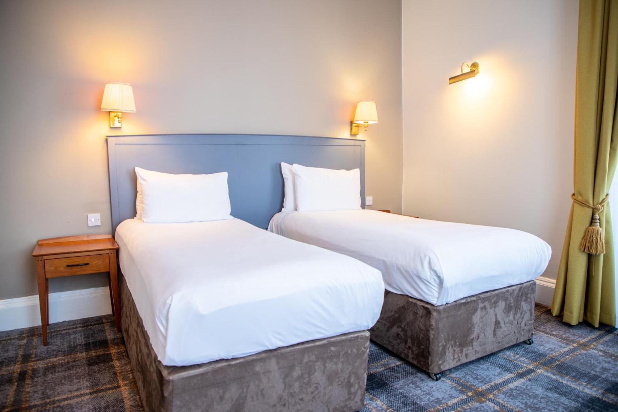 Arnos Manor Hotel Бристоль Экстерьер фото